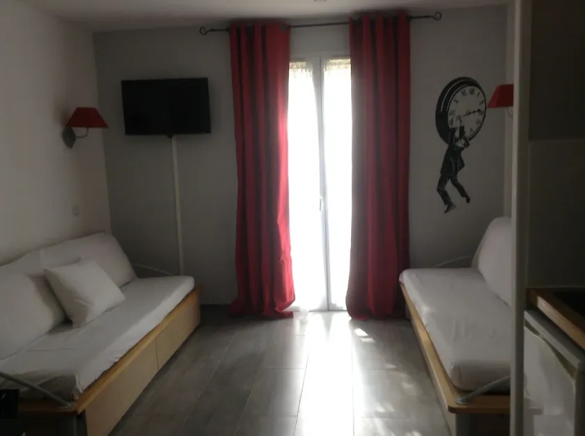 Apartment near Disneyland Paris - Image 1