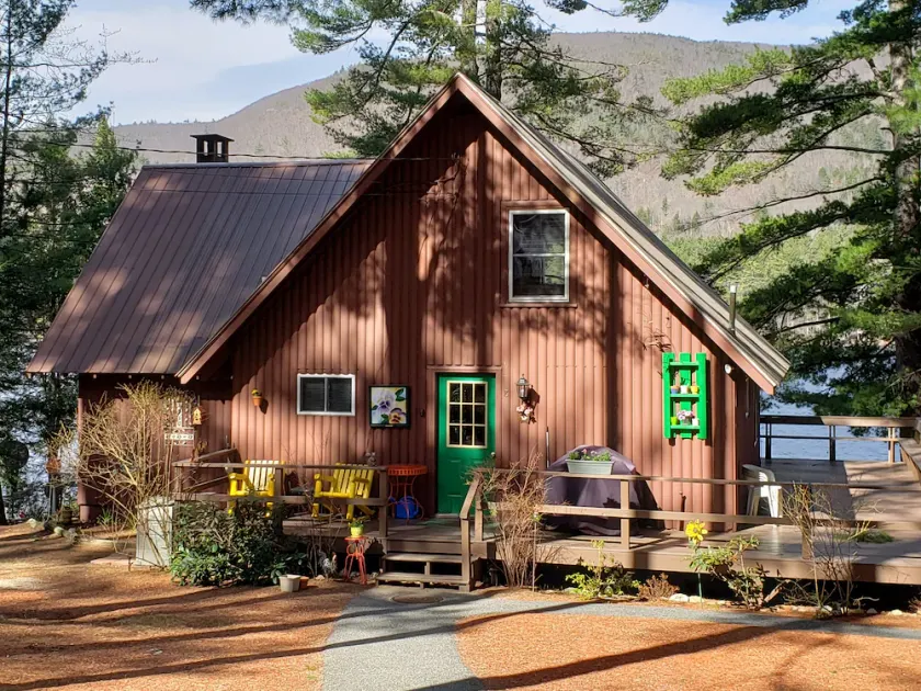 Spacious Lakefront home on Moose Pond - Image 1