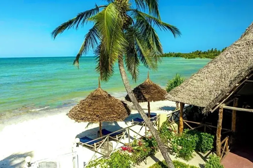 Moayana Liora Zanzibar - Image 1