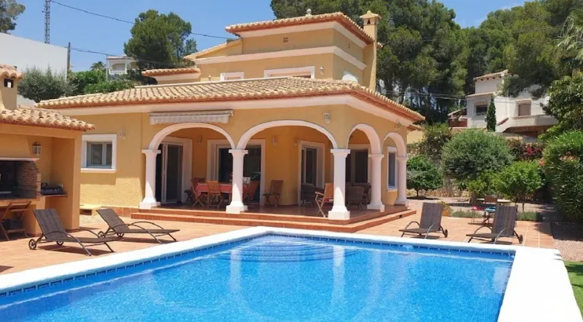 MODERN VILLA 6 PEOPLE STANDING 500 M FROM THE BEACH AND WITH SEA VIEW - Image 1