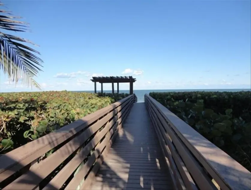 Oceanfront Paradise - réservé tôt ... Disponible uniquement en mars 2021! - Image 1