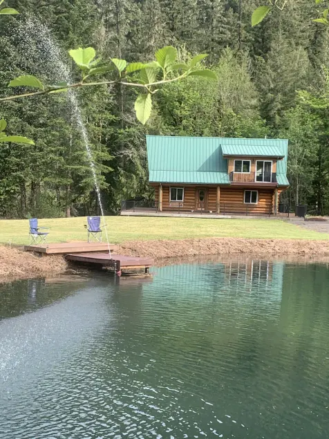 6 BDRM Log Cabin on Big Fall Creek - Image 1
