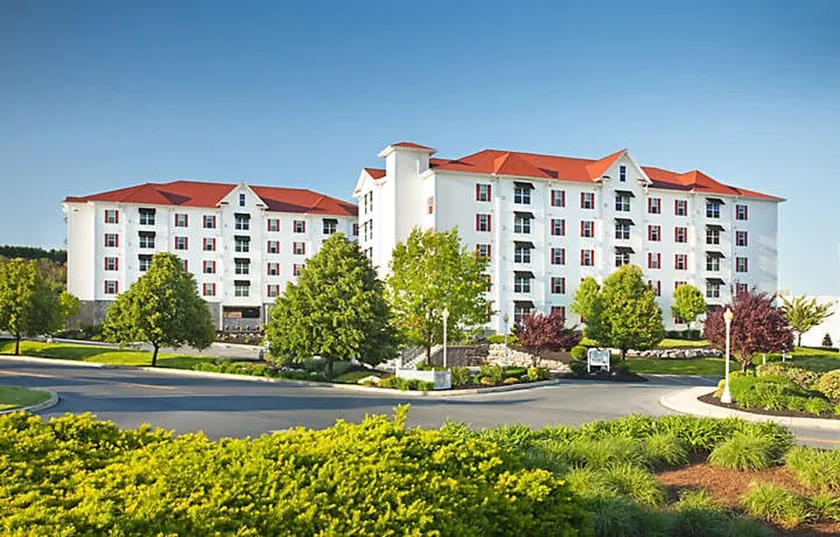 THE SUITES AT HERSHEY-A BLUEGREEN VACATION CLUB RESORT 2 BEDROOMS/2 BATHS UNIT - Image 1