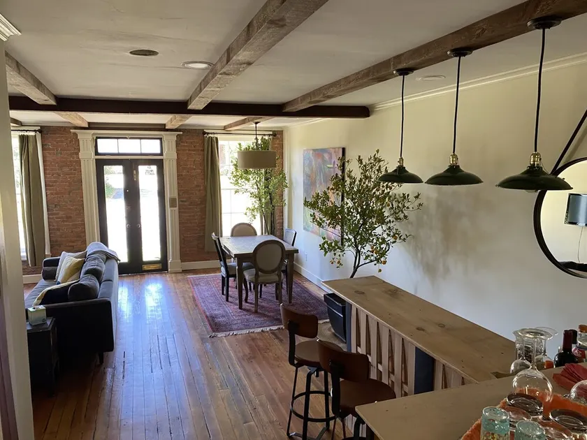 Historic Country Guest House, close to Gettysburg, Frederick, Ski Slopes & more. - Image 1