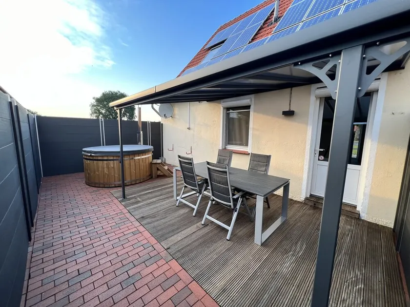 Ferienwohnung Neubörger mit Hottub - Image 1