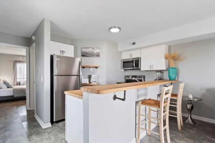 Sunskipper Iota, pet friendly! - Image 1
