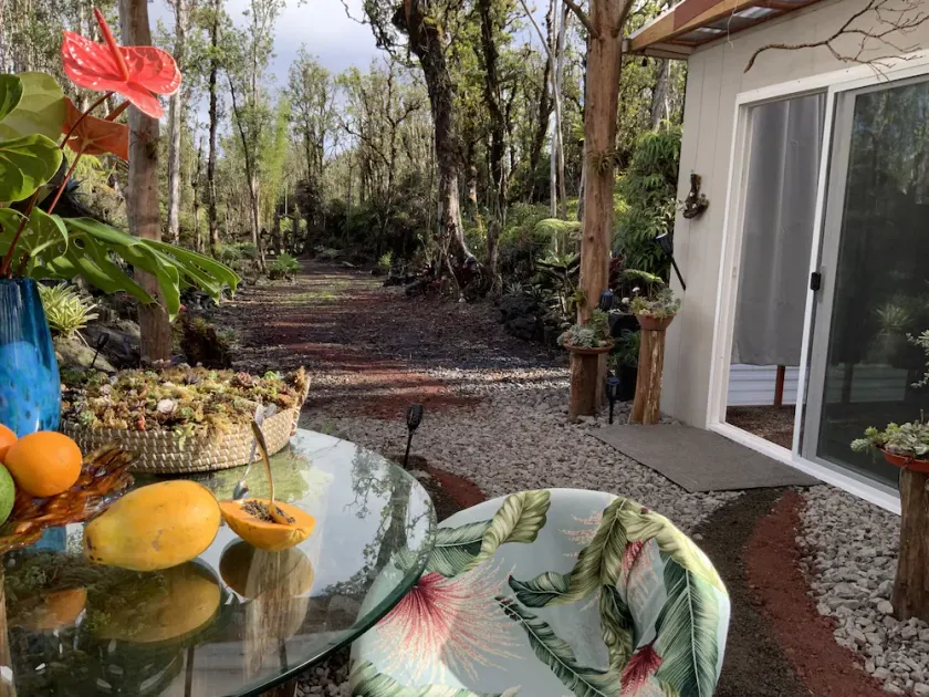 Exotic Garden cottage at amazing volcano fissure - Image 1