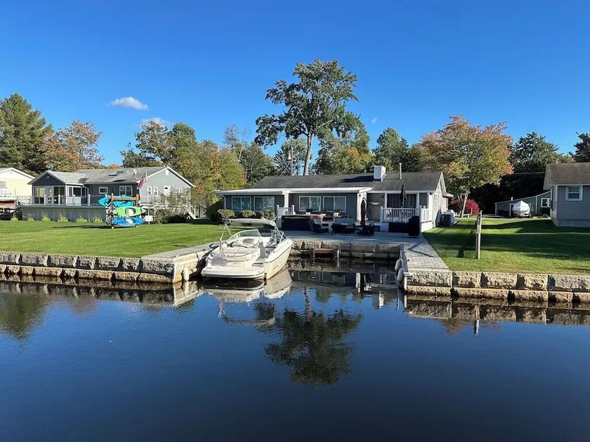 Winnisquam Lake House - Image 1