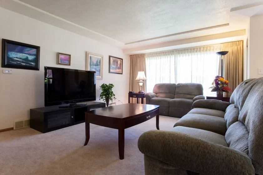 Sunny and Comfy Tabor 2 Chambres - 100 m² avec la climatisation centrale! - Image 1