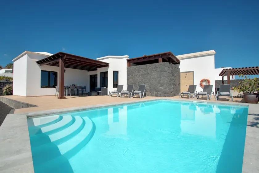 Villa Clara, lugnt område i Tias med privat, uppvärmd pool och grill. - Image 1