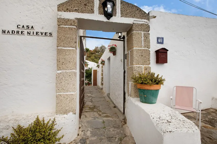 Ferienhaus 'Casa Rural Madre Nieves' mit Meerblick, privater Terrasse und WLAN - Image 1