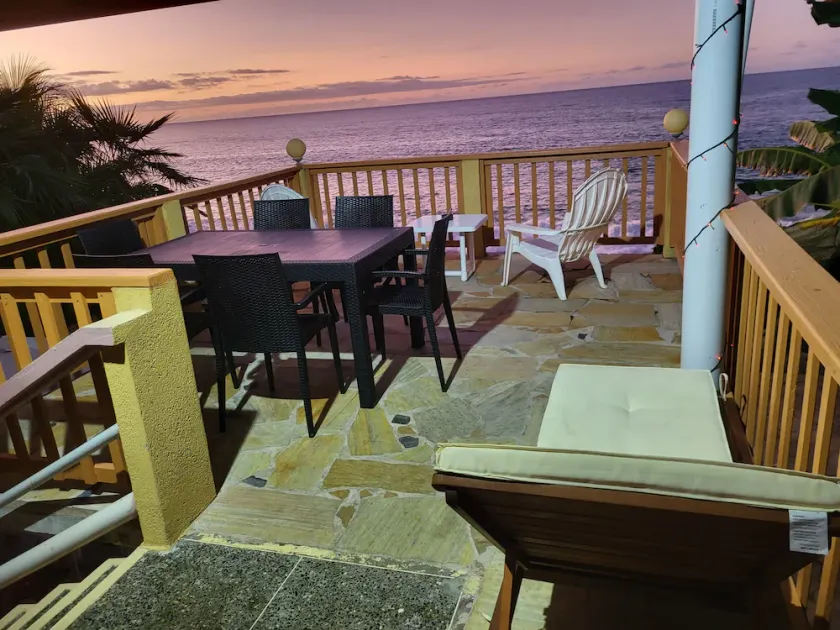Birdies Nest Upper 2 Bedroom Beach View - Image 1