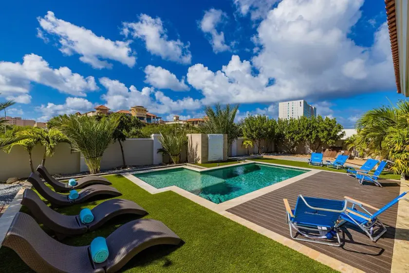 Amazing 4BR 3BA Villa @ Palm Beach w/ NEW Pool - Image 1