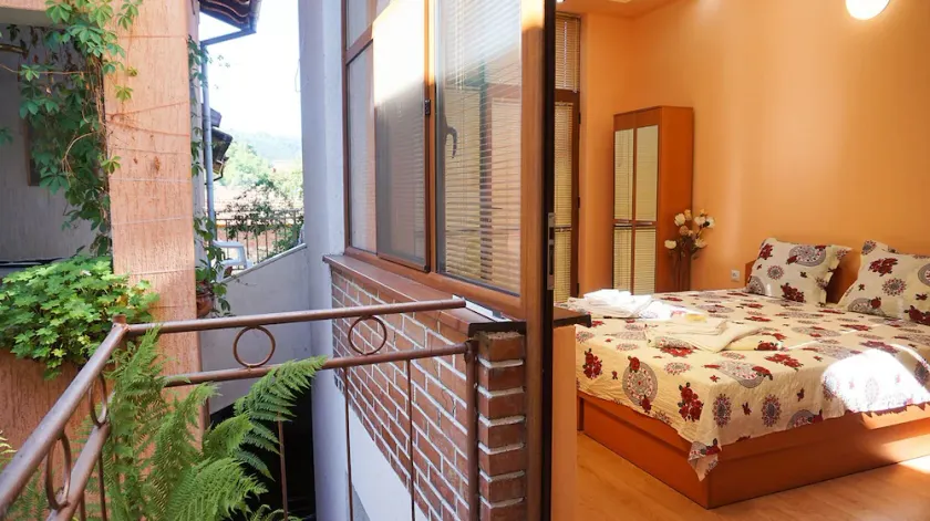 Pamir Guest House - Image 1