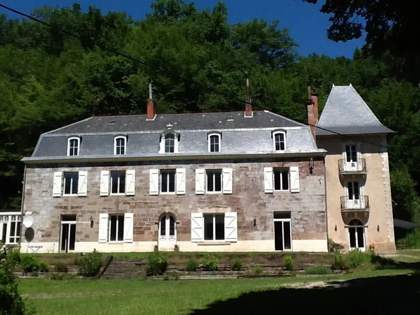 La Tour du Chambon - tårnvingen i en smuk Maison de Maitre fra 1850 - Image 1