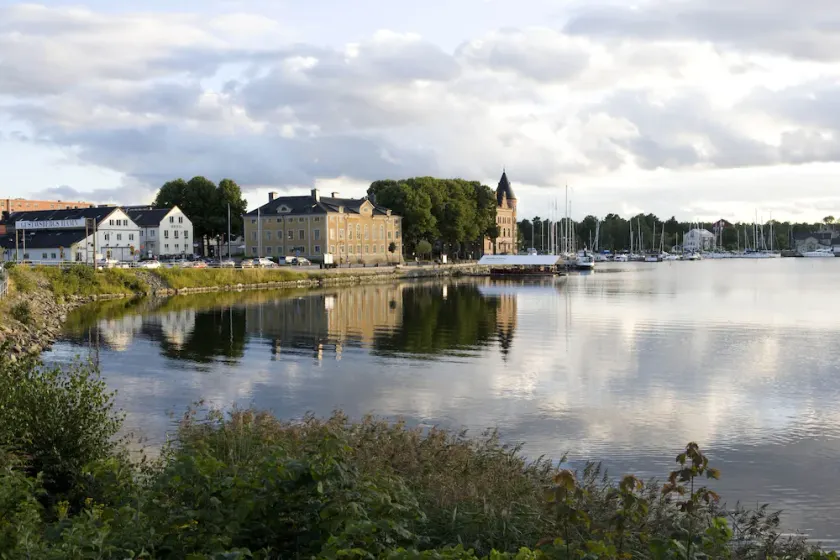 Hotell Blå Blom - Image 1