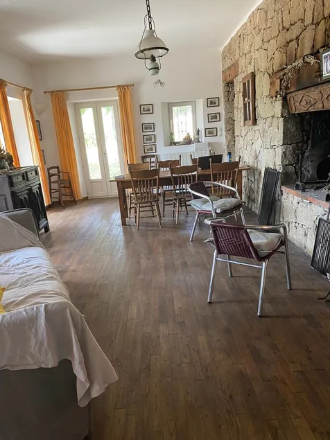 Maison de campagne \"Buvolaccia\" avec vue sur les montagnes, 2 terrasses privées et Wi-Fi - Image 1