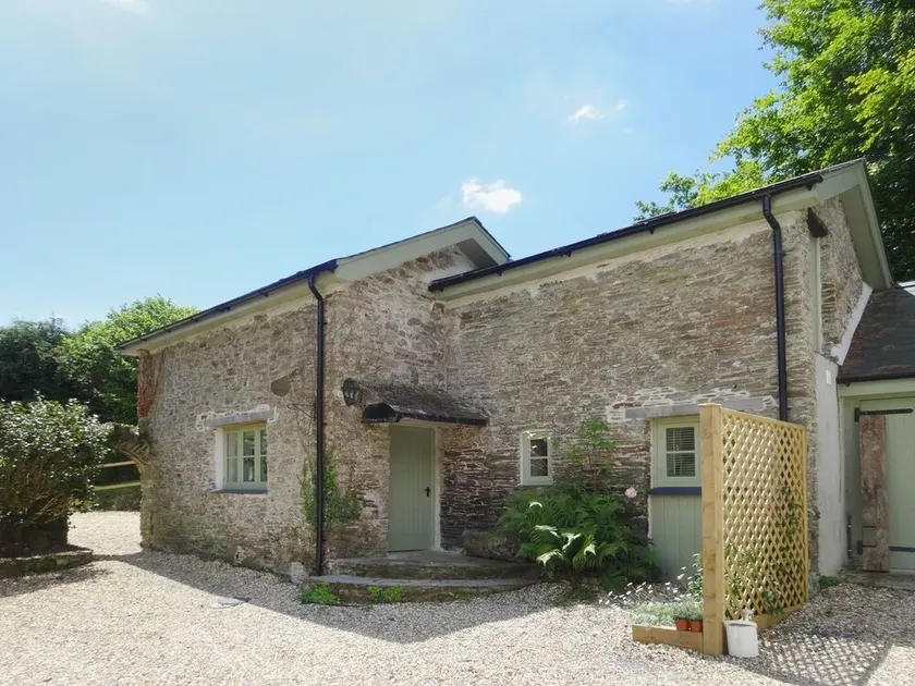 Torrings Barn, AVETON GIFFORD - Image 1
