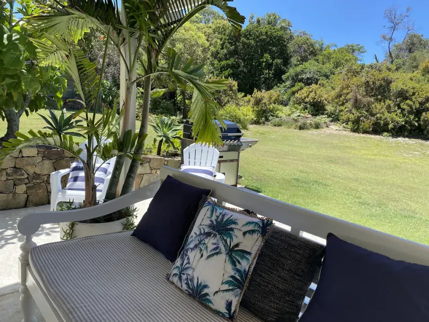 Beach House-Perfect Retreat- 5 min walk to Tallow Beach! - Image 1
