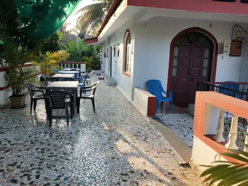 Alexmarie Holiday Home (2) - Image 1