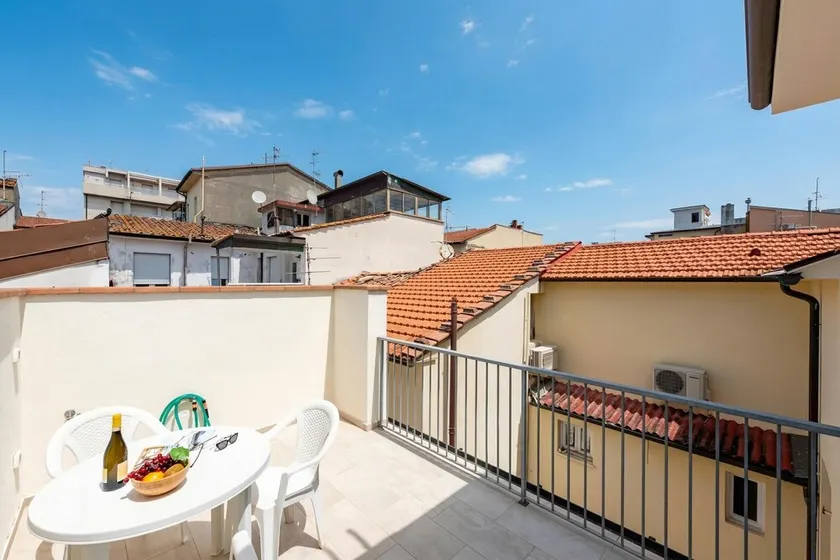 Suite 3 Ondina Viareggio 200m from sea, Viareggio, Italy - Image 1