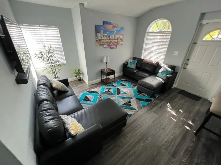 “La Casita” Beautiful home in the heart of Miami ! - Image 1