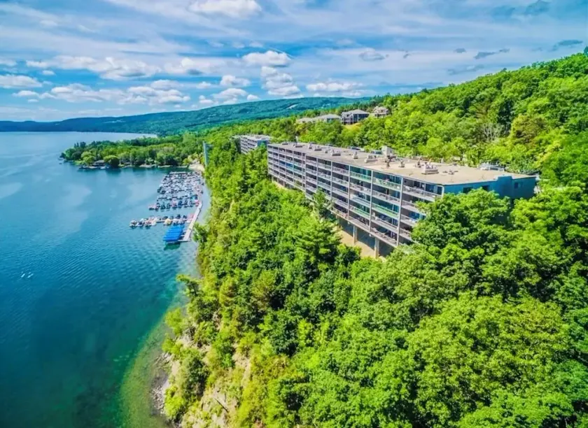 Waterfront two story condo - Image 1