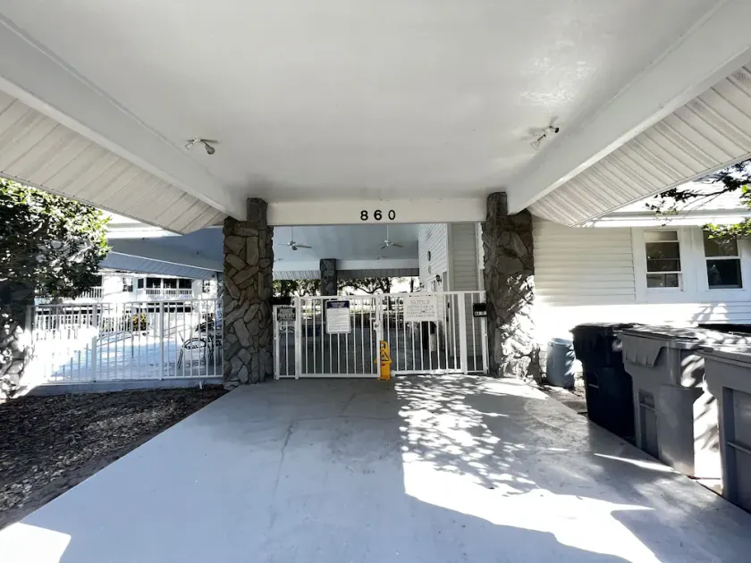 Quiet community, 40 min from the beach, 20 min from theme parks. Newly Renovated - Image 1