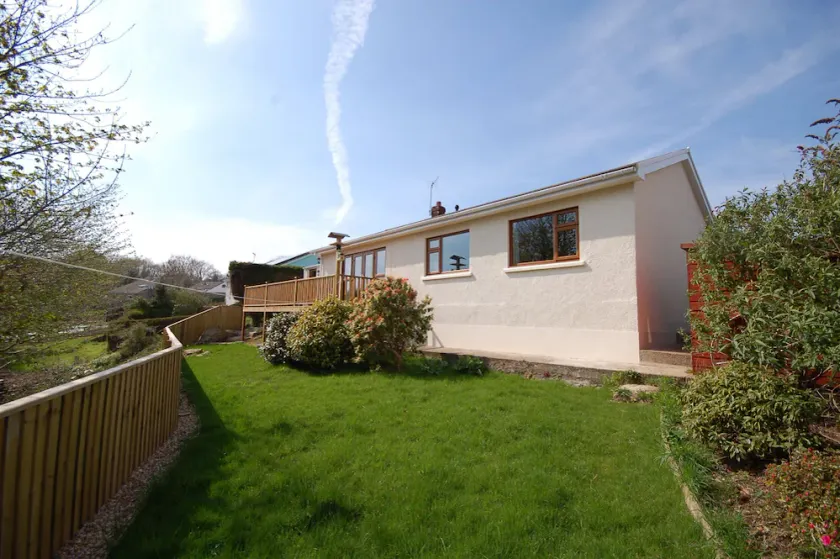 Beautifully furnished home from home , set in the heart of Pembrokeshire. - Image 1