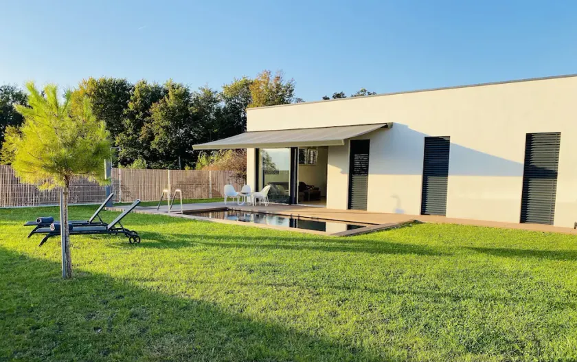 VOO Residence – Ferienhaus mit beheiztem Naturpool nahe Maribor - Image 1