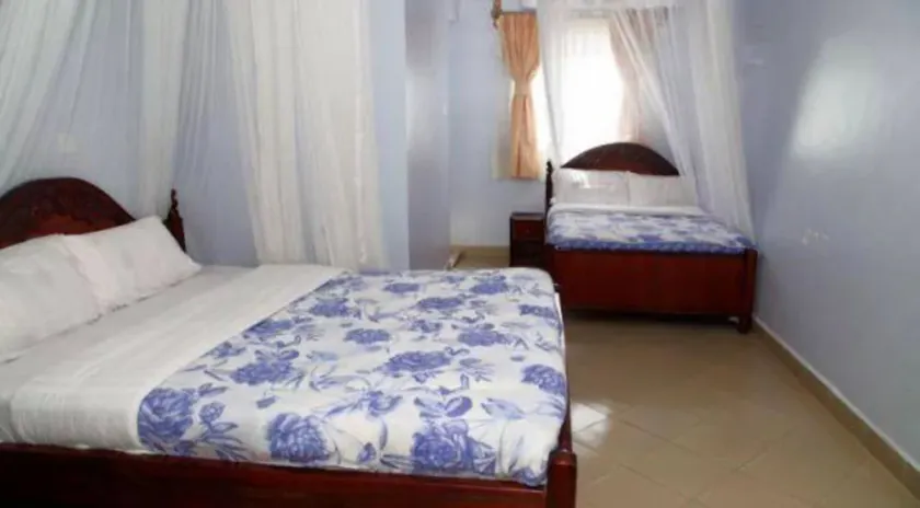 Leopard View Hotel - Image 1