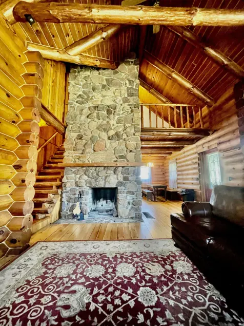 Clean Log Cabin in Trout Fishing mecca!!!! - Image 1