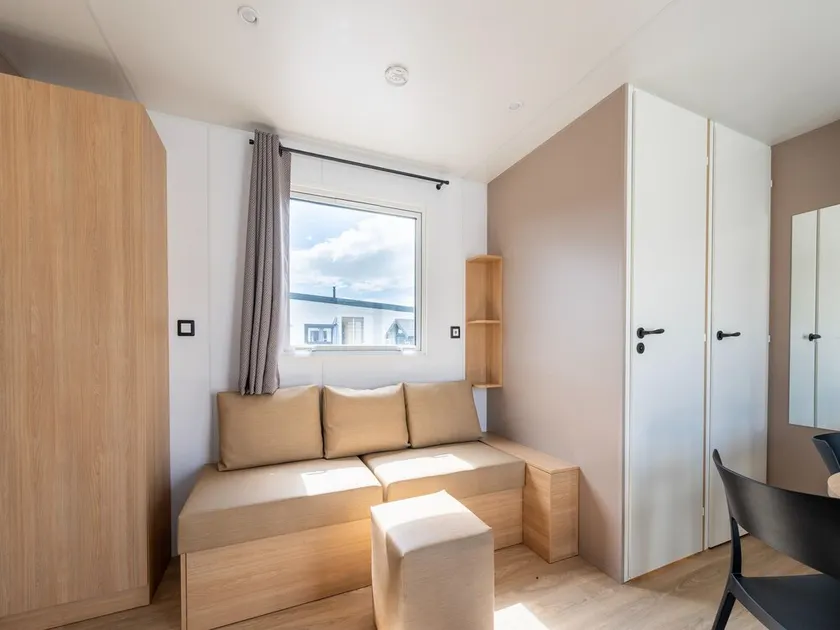 Caravan by the sea (6p) Blankenberge - Image 1