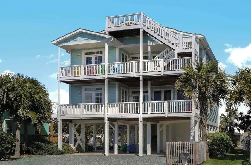 Summer Knights; 5 bed 6 bath house with amazing ocean views!! - Image 1