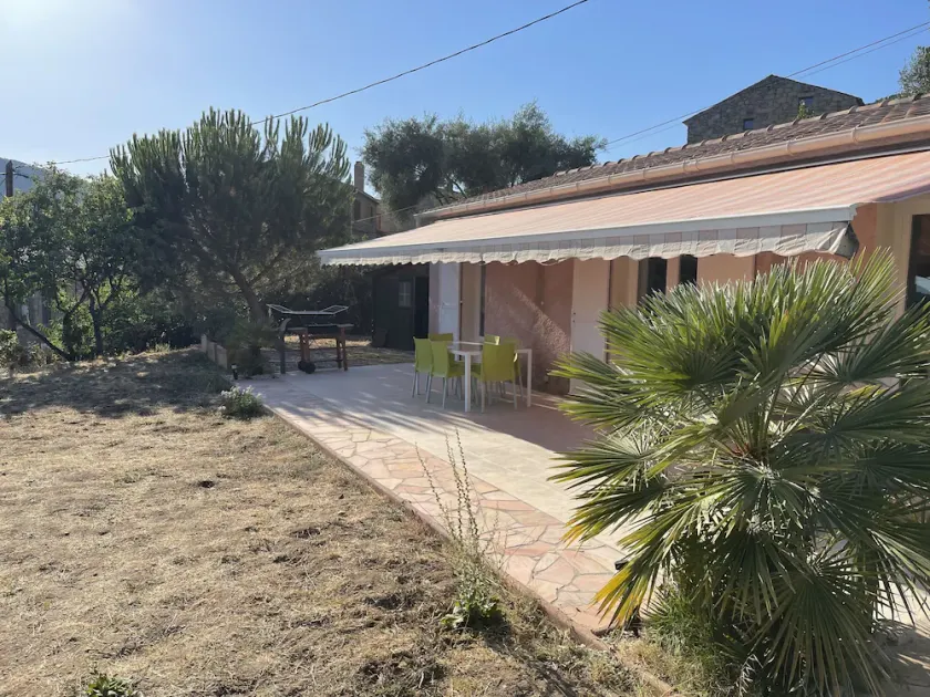 A little corner of paradise in a typical village with swimming pool and sea view - Image 1
