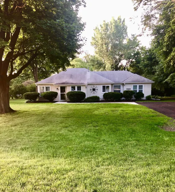 Recently renovated home in an inviting neighborhood - Image 1
