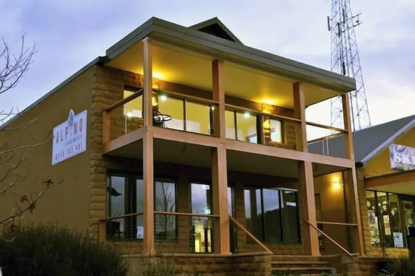 Alpino Apartments Marysville - Image 1