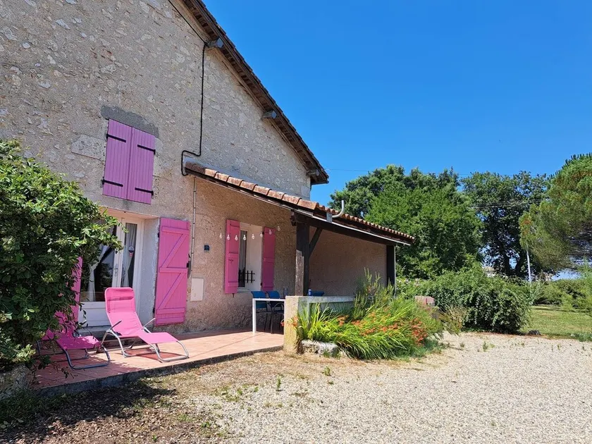 Casa in pietra con un parco, che si affaccia sul Buzet vigneto. - Image 1