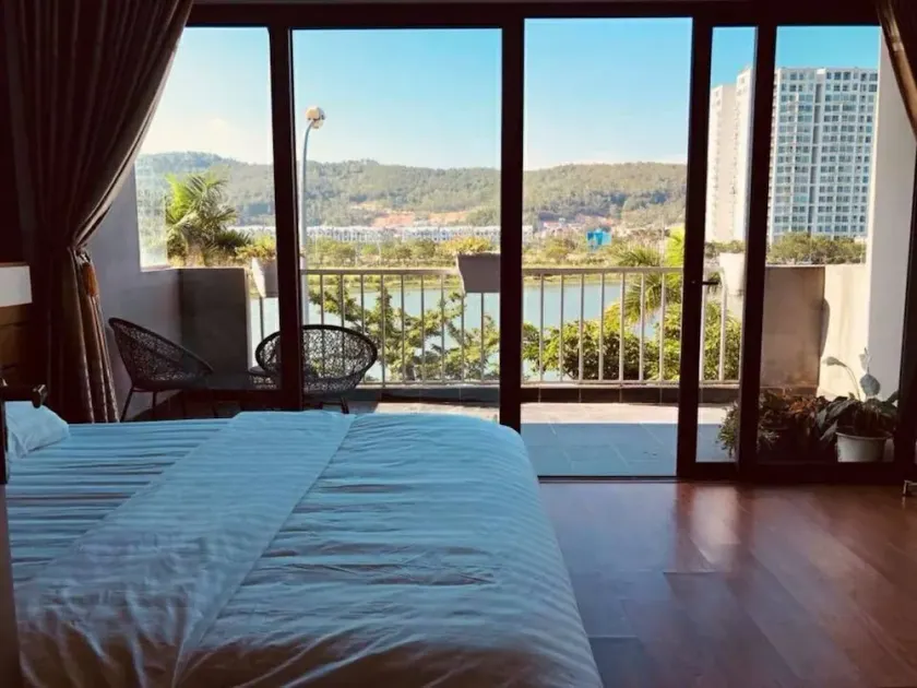 Vanilla Villas - Ha Long City - Image 1