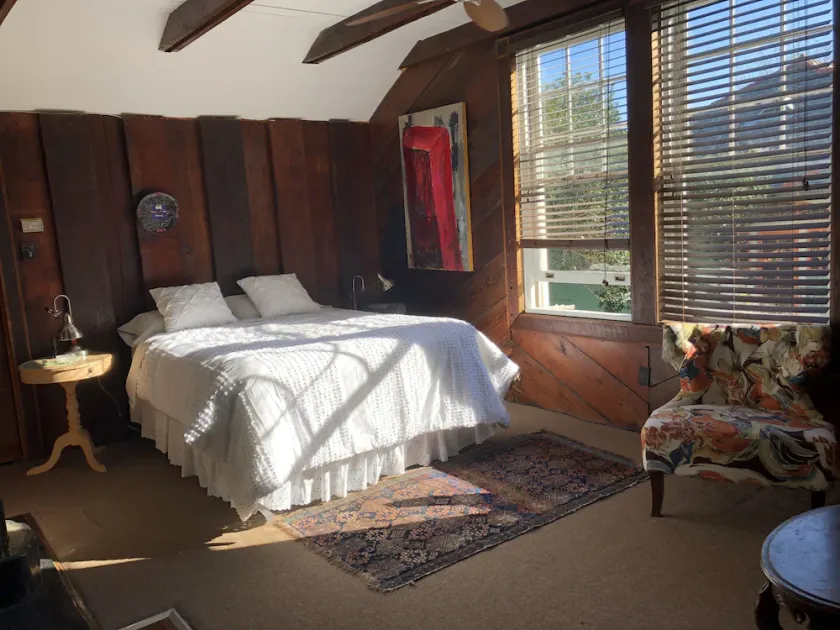 Artistic Loft directly on Audubon Park - Image 1