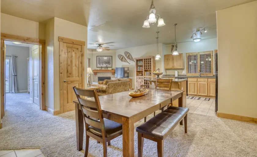 Cozy Bear Hollow Village Condo - Image 1