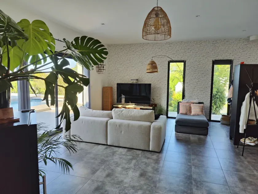 Modern villa perigueux - Image 1