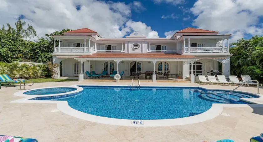 5 Bedroom Beachfront Villa Offering Stunning Sea Views And A Private Pool - Image 1