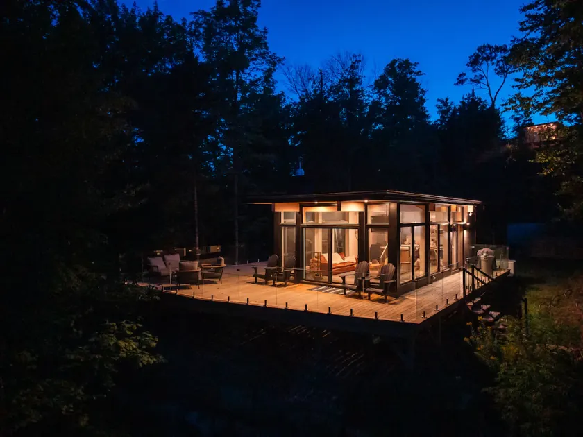 A cabin of windows amongst the trees- 15 mins from Mont Tremblant!  - Image 1