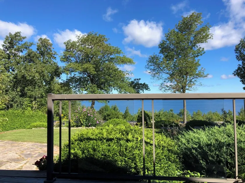 All season spectacular water view cottage overlooking Georgian Bay. - Image 1