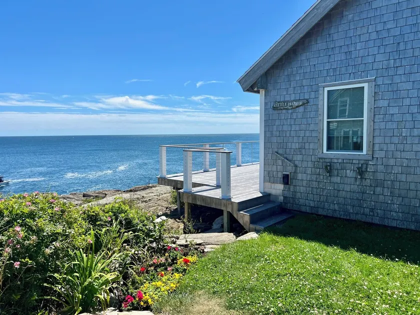 Little Harbor - Crashing surf, sunrise views from this perfect Maine getaway. - Image 1
