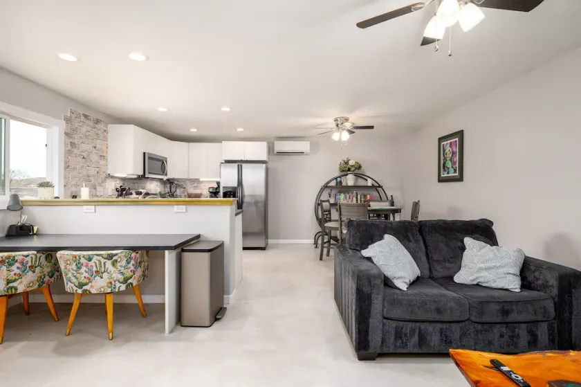 Ranch Guest House - Image 1