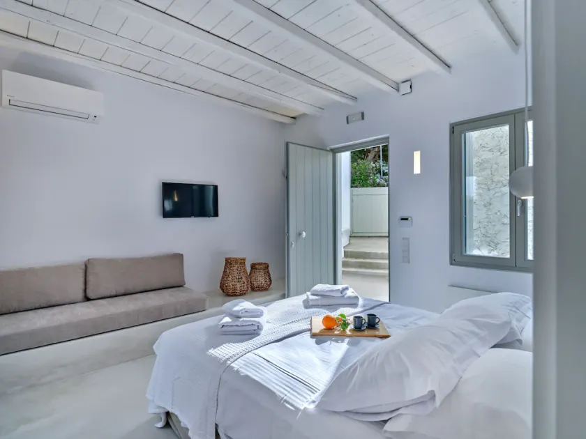 Basil is a pleasant fully equipped  studio on Paros island - Image 1