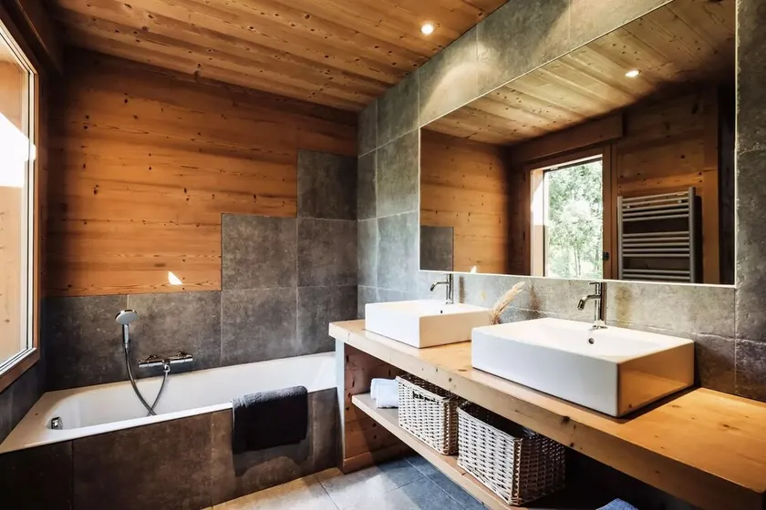Sausalito Residence - Chalet 4*, 5 bedrooms, stunning views, hammam, fireplace, garage, WIFI - Image 1