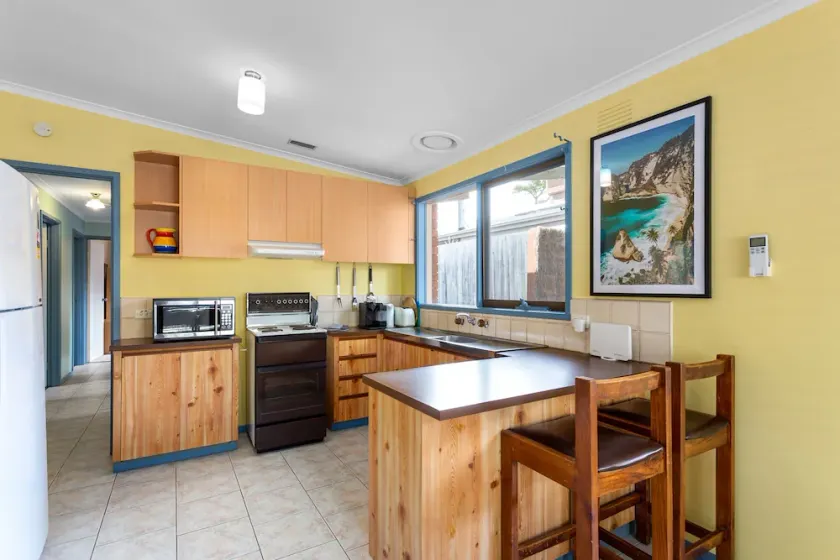 Pet friendly, wifi and fully fenced - Image 1